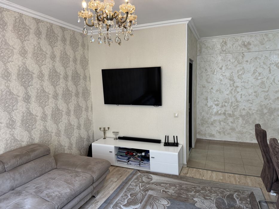Inchiriez apartent 3 camere