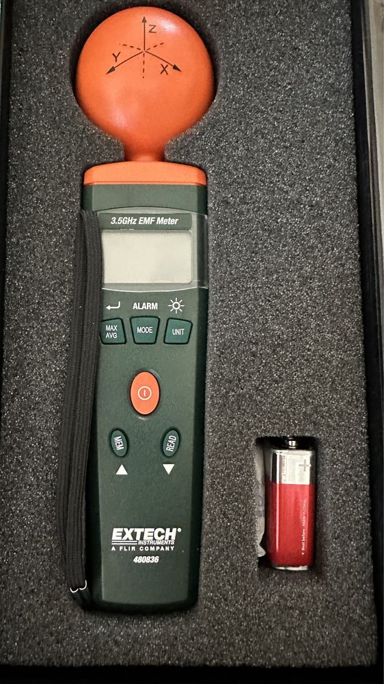 Измервателен уред за RF и EMF лъчения