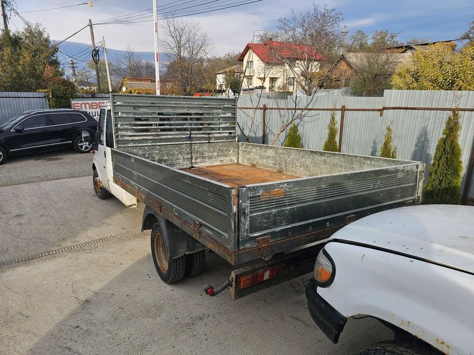 Dezmembrez Ford Transit 2.4 TDDI cod FXFA 85 kw euro 3 an 2004 punte dubla