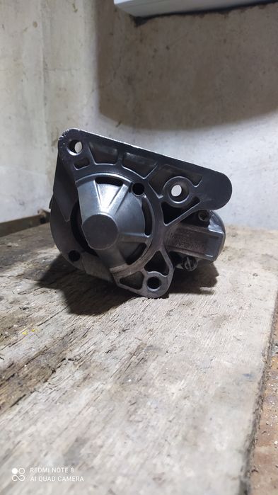 Стартер Renault (сравнивайте по фото)