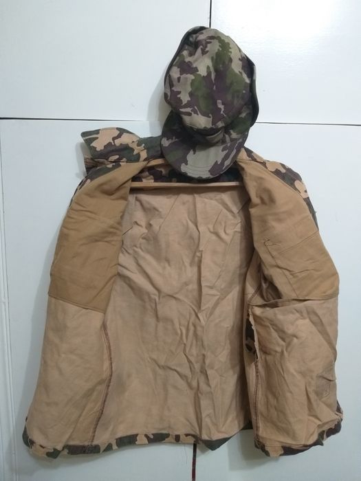 Harbiy ustki kiyim+bosh kiyim