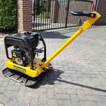 Inchiriez placa compactoare/mai compactor/ placa vibranta