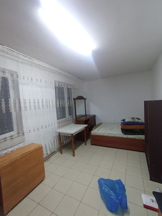 Сдаётся комната в общежитии.