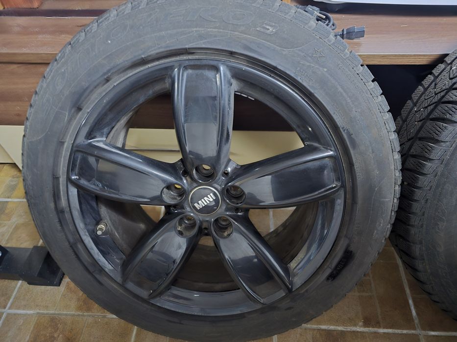 Jante Roti cu anvelope iarna 18" mini F60 COUNTRYMAN