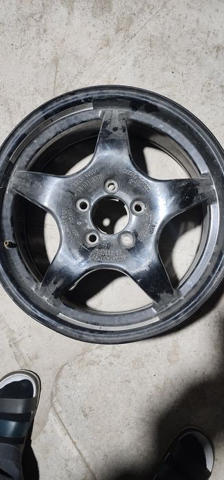 Диск R17 жана мерседес