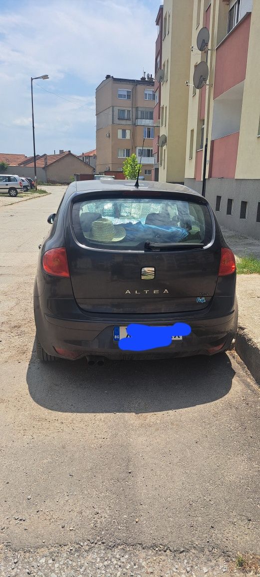 Seat altea 1.9 TDI 105 ks бартер за мини ван.