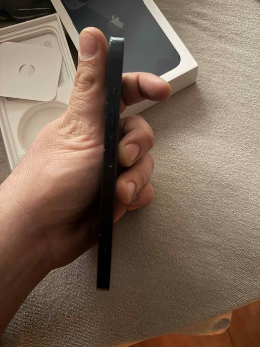 Iphone 13 128 GB Midnight blue