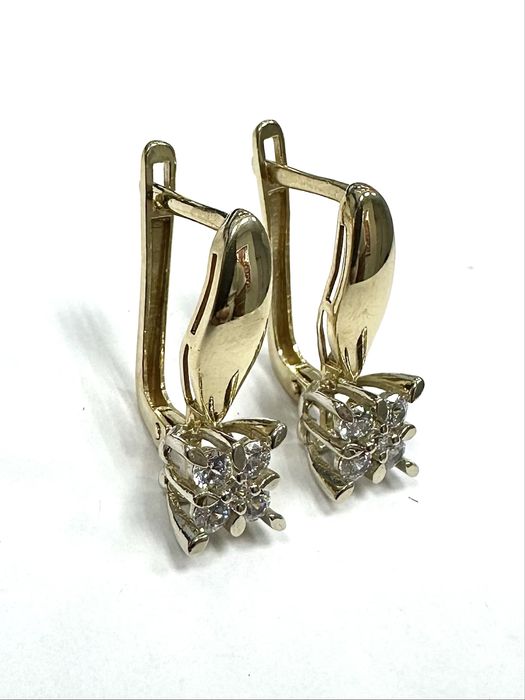 Золотые серьги 585 пробы