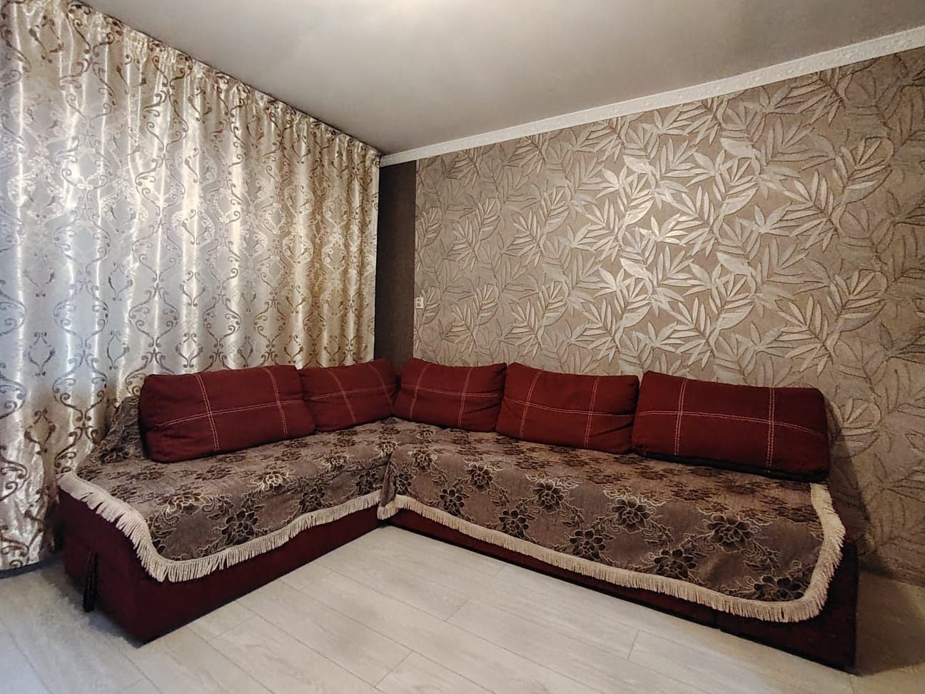 Распродается мебель в связи в переездом