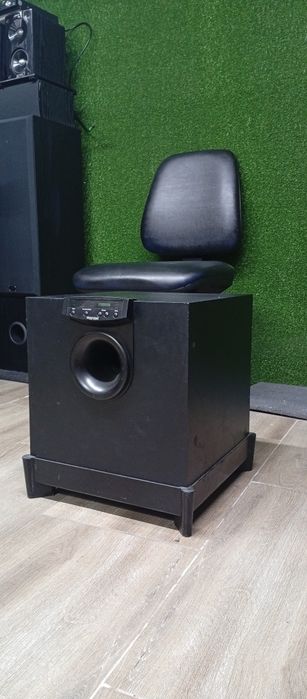 Активен субуфер JBL SUB-300