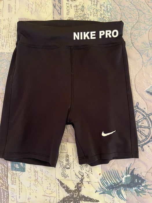 Спортни къси панталонки “nike”