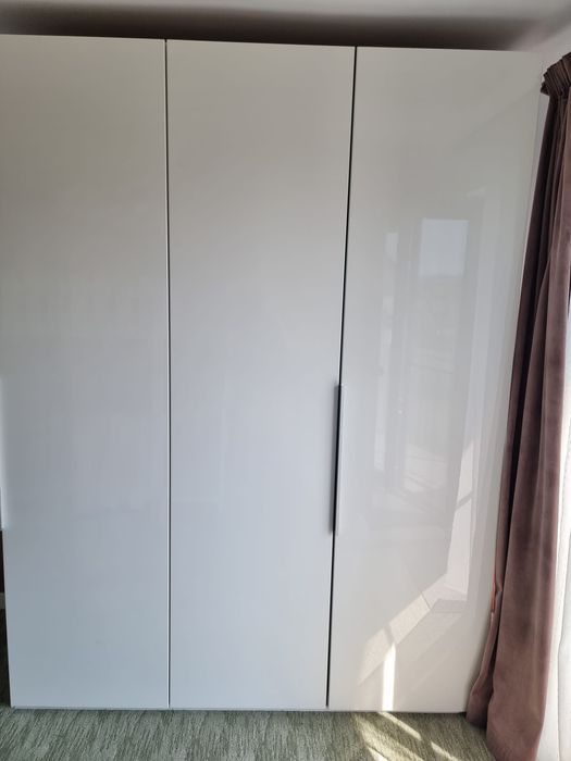 Dulap 235h x 180