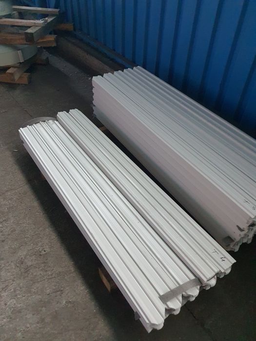 Vand sipca metalica