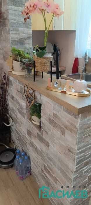 Продава се Двустаен апартамент в София, Център - 65 кв.м за 2770 €/кв.м - Снимка #2