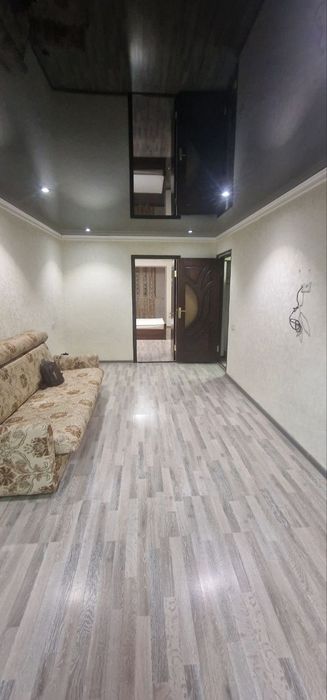 Продам 2в3 комнатную квартиру на массиве Феруза МирзоУлугбекский район