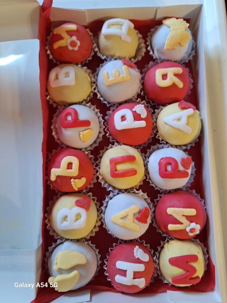 Меденки и cake pops за погача,кръщене, бебешко парти,балове, сватби
