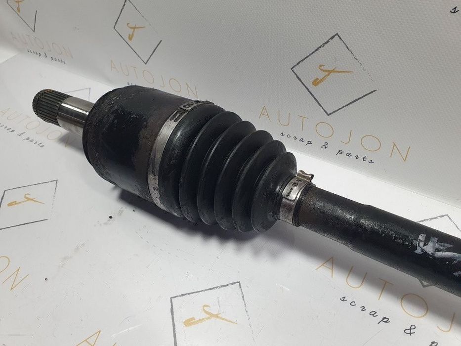 Planetara dreapta MERCEDES-BENZ M-CLASS W163 1998 - 2005 2.7 ML 270 CDI OM 612.963    A1633300501