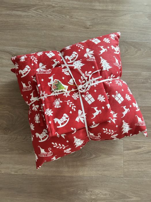 Коледни декоративни възглавнички