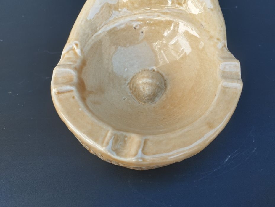 Винтидж порцеланова мечка пепелник