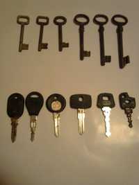 Стари ключове,подкови и други