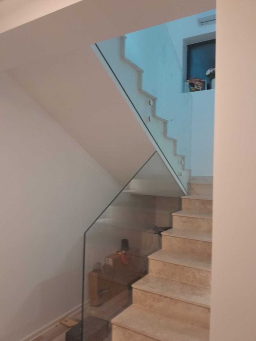 Balustrada de sticla pentru scari si balcoane!!! Super Oferta