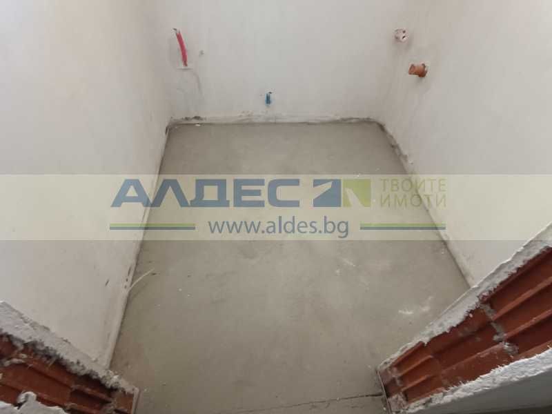 Продава се Двустаен апартамент в София, м-т Гърдова глава - 92 кв.м за 1484 €/кв.м - Снимка #2