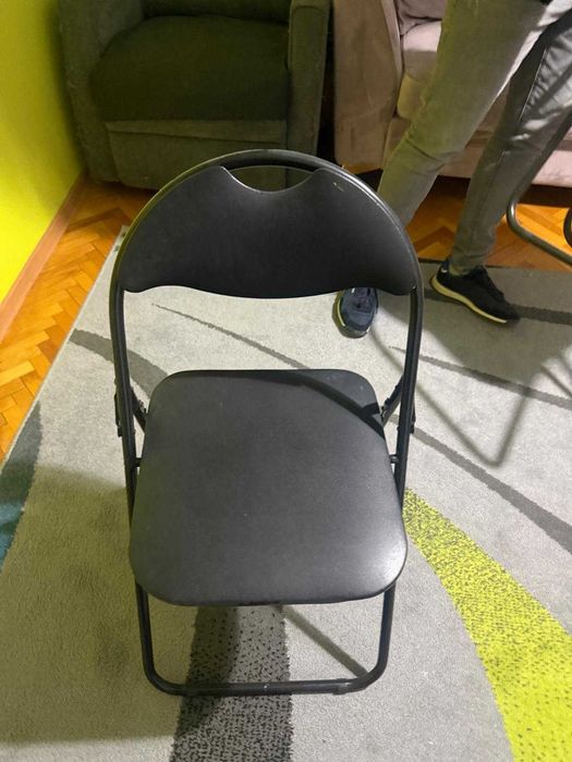 De vanzare 6 scaune pliabile