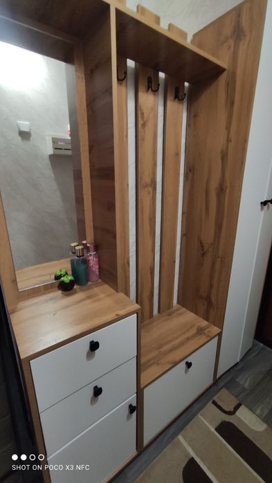 Продается прихожка