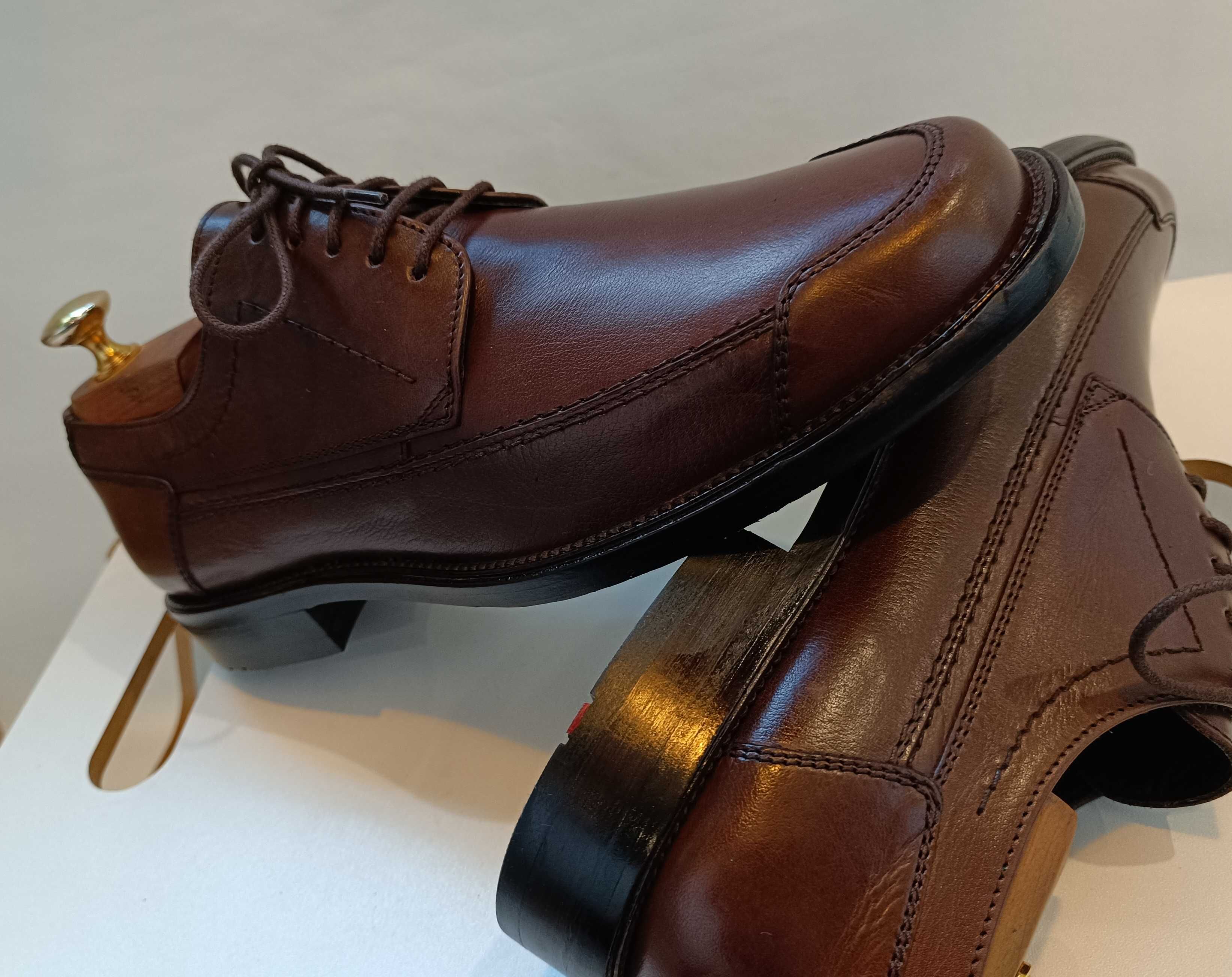 Pantofi derby 42 plain toe LLOYD Germany NOI piele naturala moale