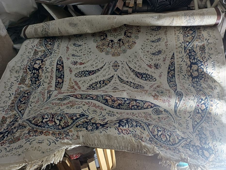 Продам ковер 1.80 на 3метр