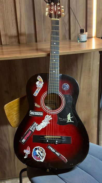 Продаю гитару + кападастр торг возможен