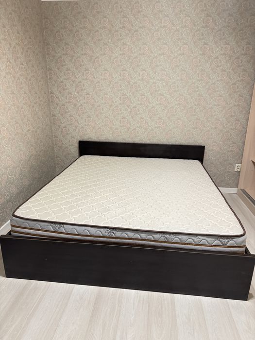 Продам двухспальный кровать