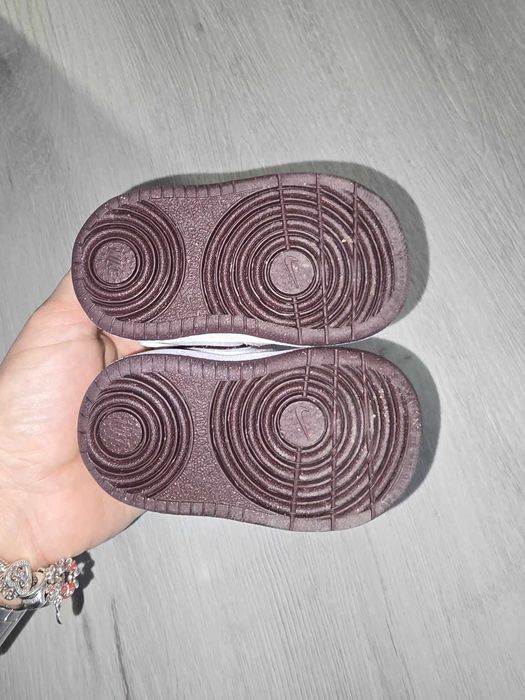 Оригинални бебешки маратонки