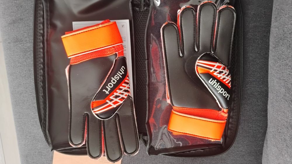 Вратарски ръкавици 5.5 Uhlsport Soft resist + Flexframe (нови)