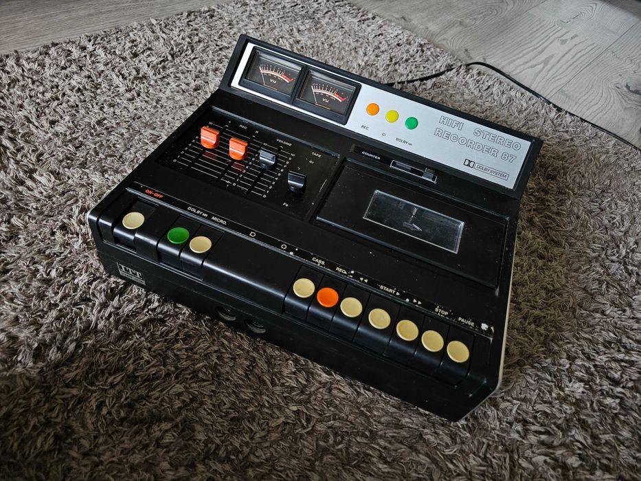 Casetofon vechi  ITT HIFI Stereo Recorder 87