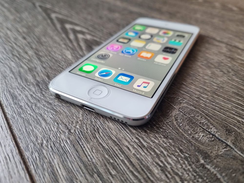 iPod Touch APPLE 5th gen ,impecabil