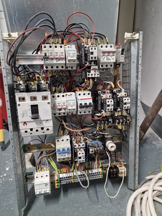 Tablou electric fara cutie