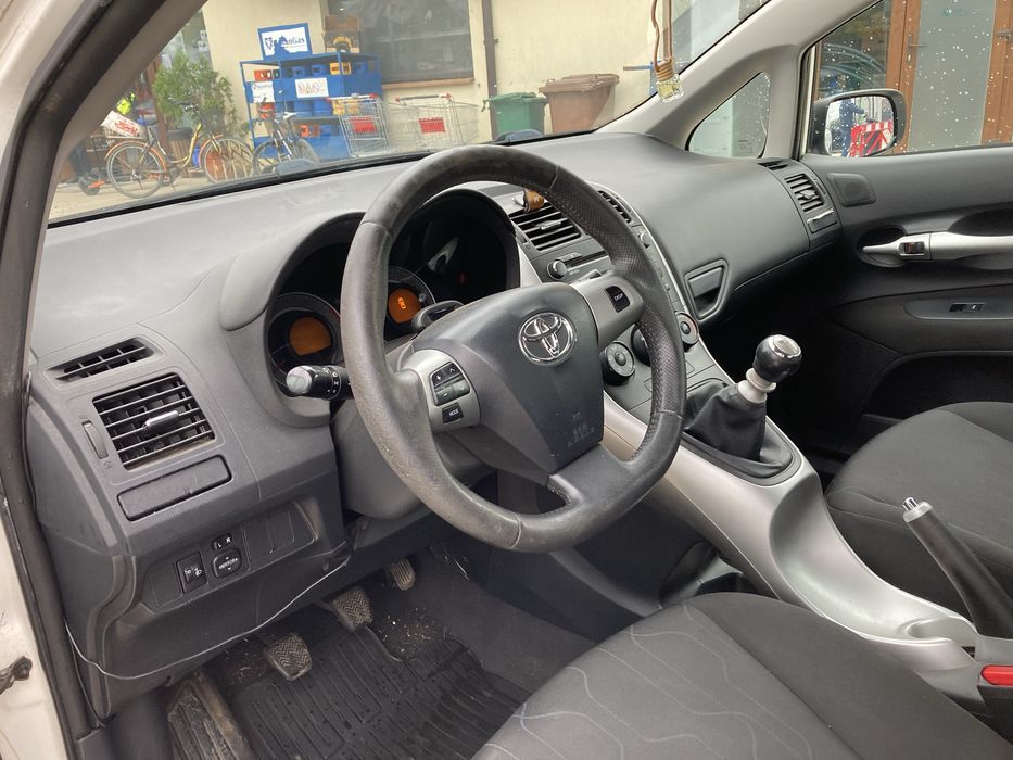 Toyota auris 1.33 vvt-i