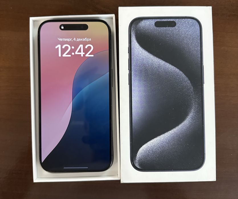 Продам айфон 15 про