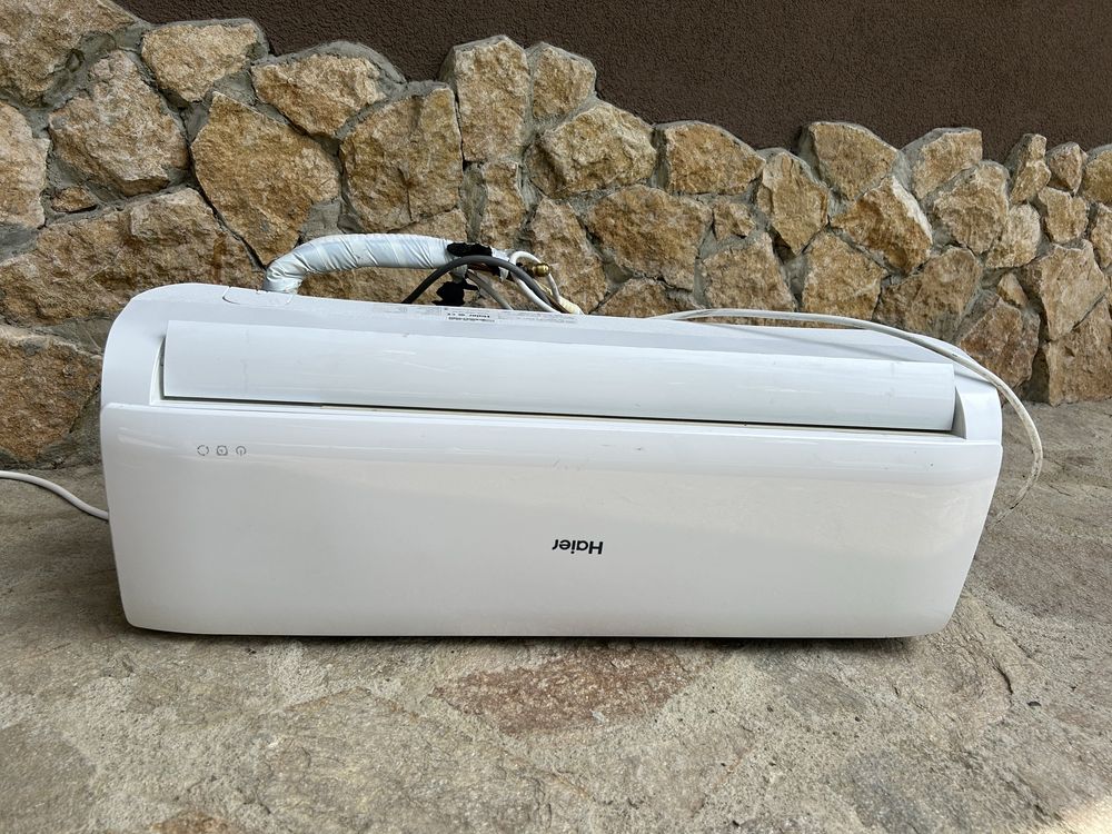 Инверторен климатик Haier 9 000 BTU – пълен комплект, работещ!