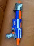 Бластер Nerf в отлично състояние