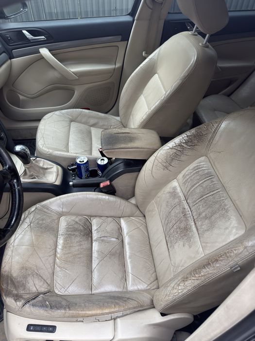 Skoda Octavia.