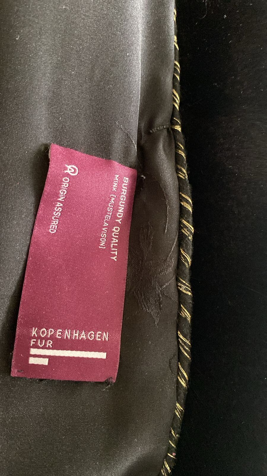 Продам норковую шубу
