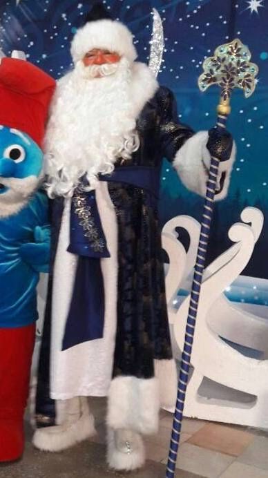 Аренда костюмов Деда Мороза и Санта Клауса