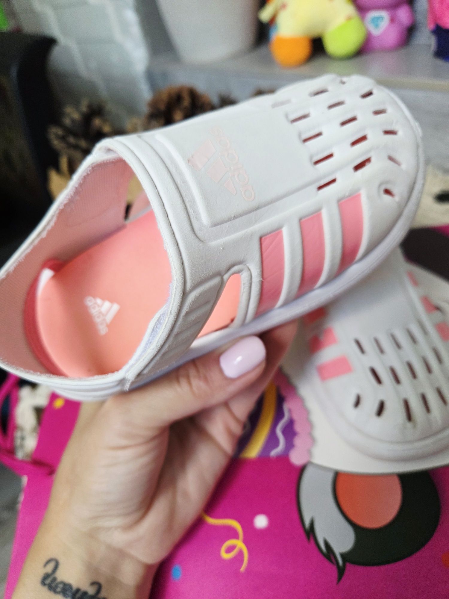 Сандалки adidas 27номер