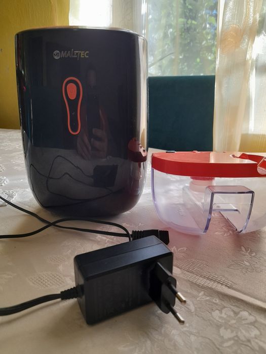 Dezumidificator de cameră