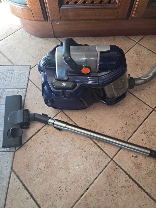 Прахосмукачка Electrolux turbocycronic  ANG 1