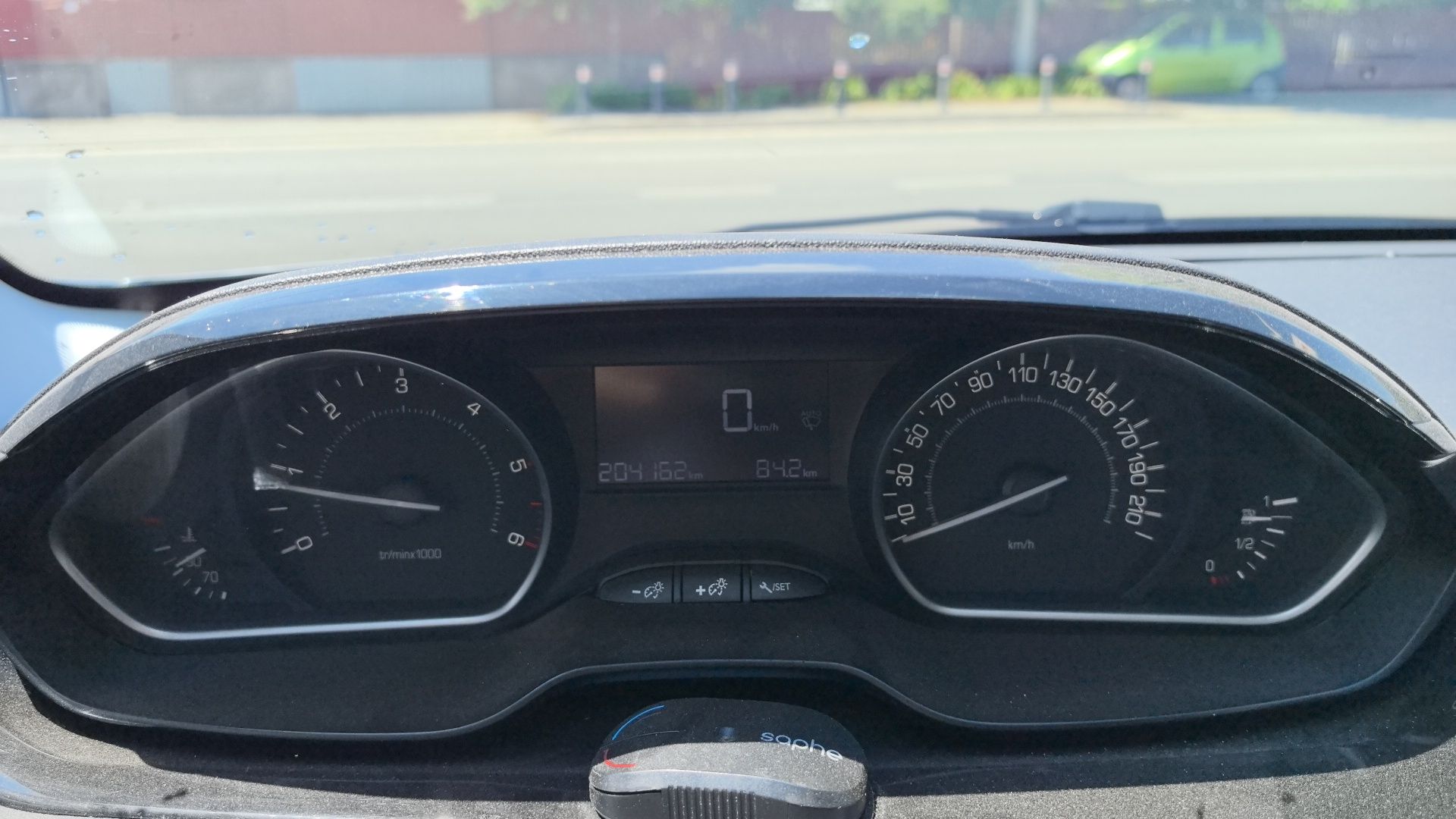 Vând Peugeot 208 1.6 Hdi