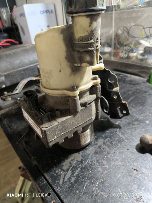 Pompa servodirecție Logan 2008 1.5