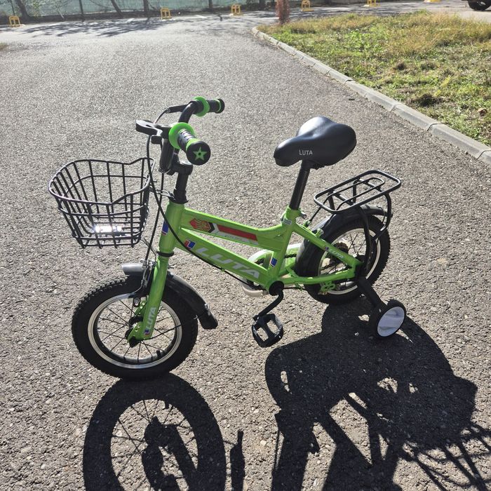 Bicicleta copii cu roti ajutatoare